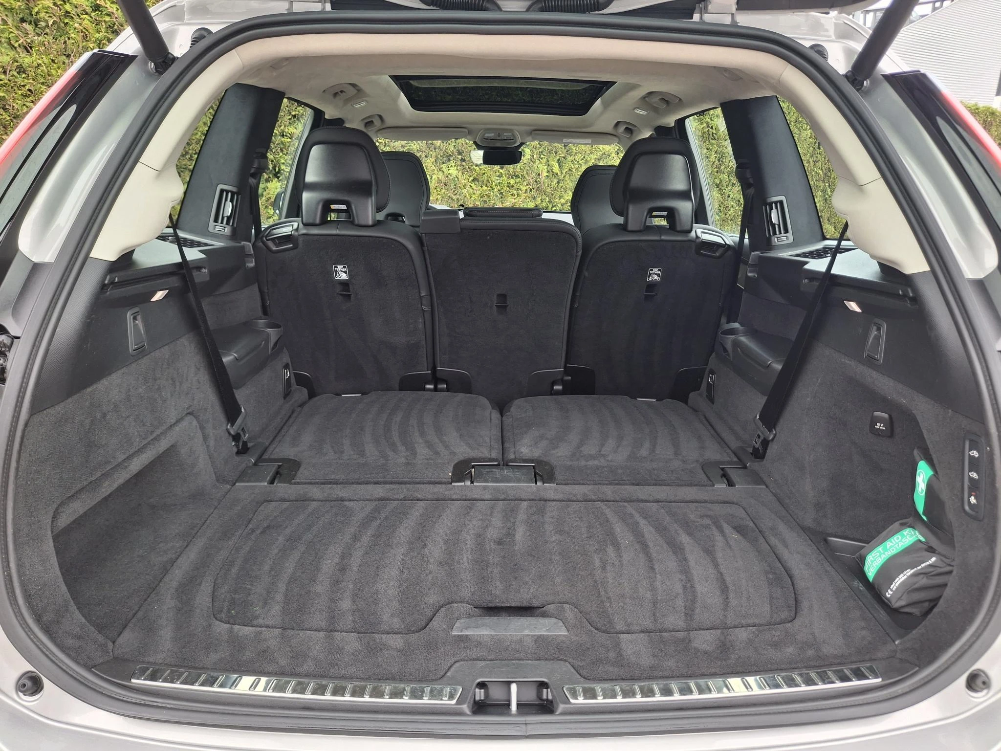 Volvo-XC90-image-12