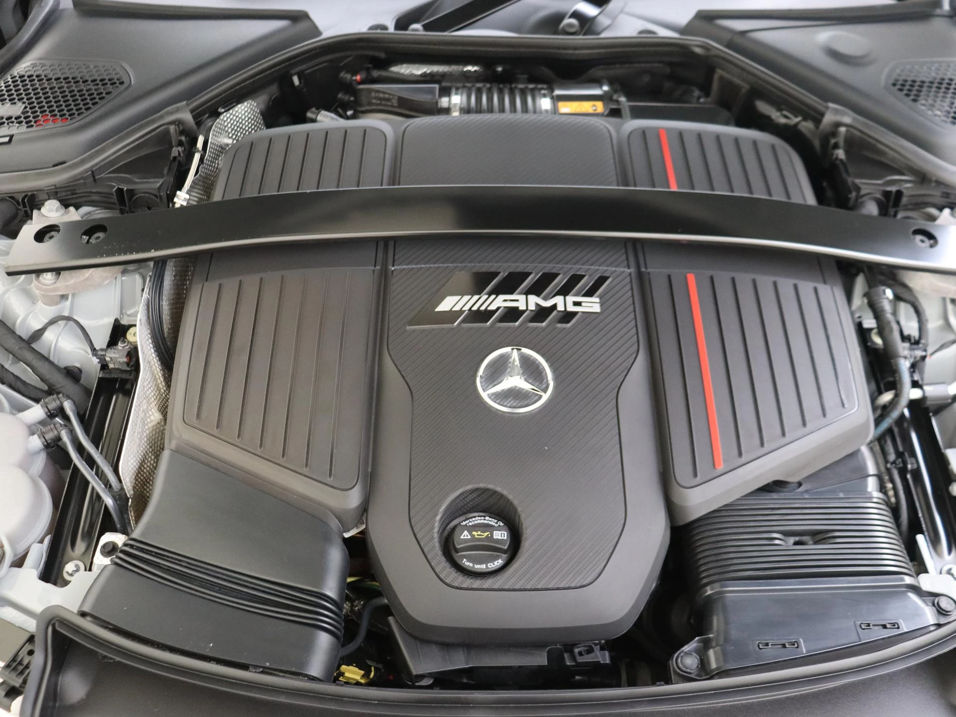 Mercedes-Benz-E-Klasse-image-6