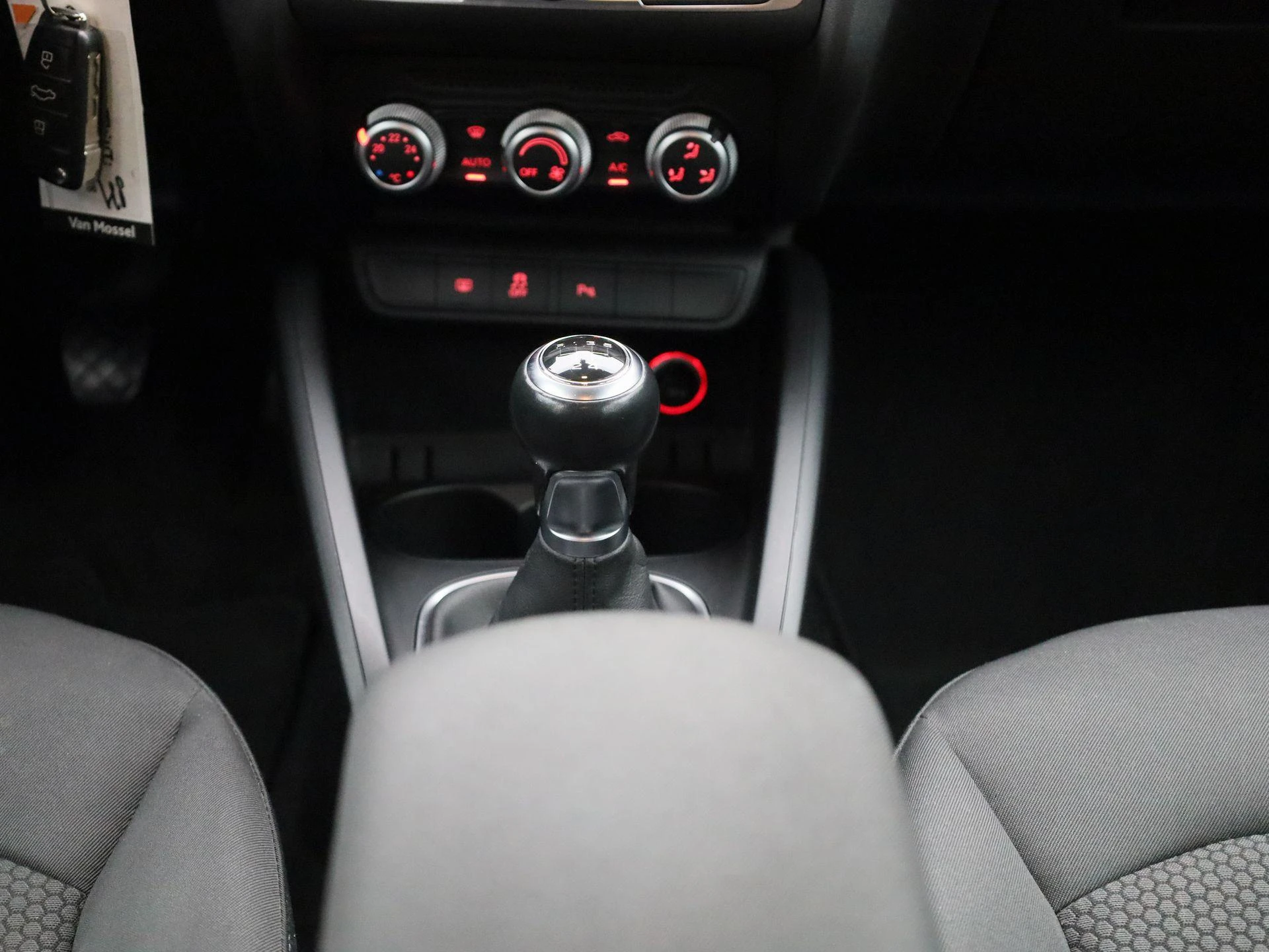 Audi-A1 Sportback-image-9