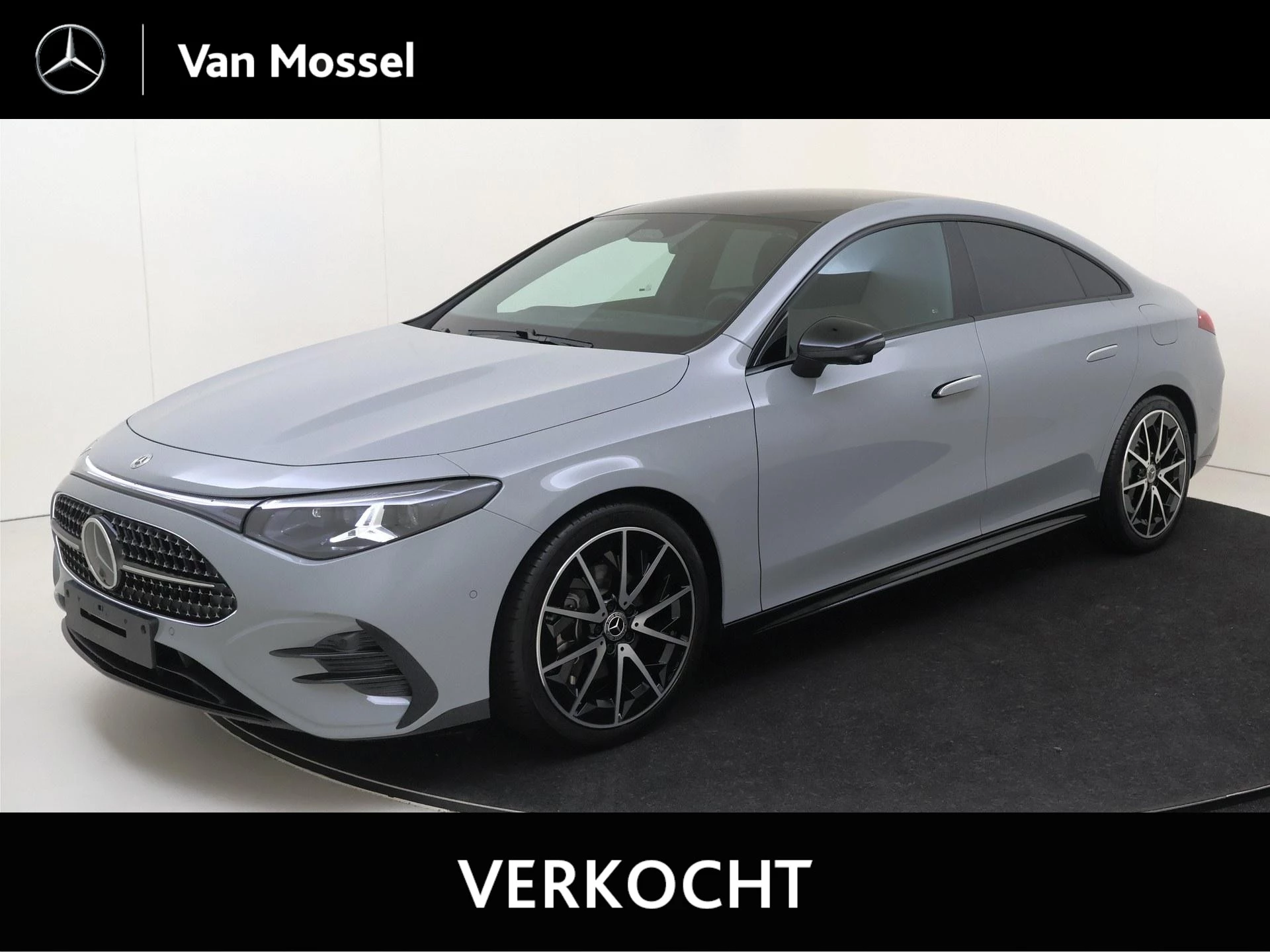 Mercedes-Benz-CLA-image-0