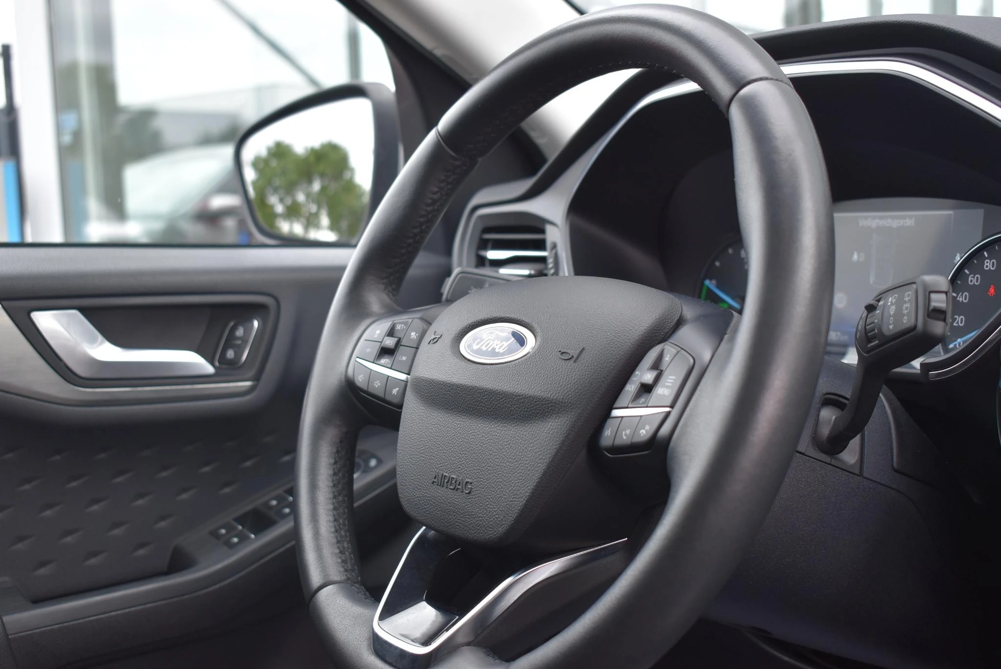 Ford-Kuga-image-24