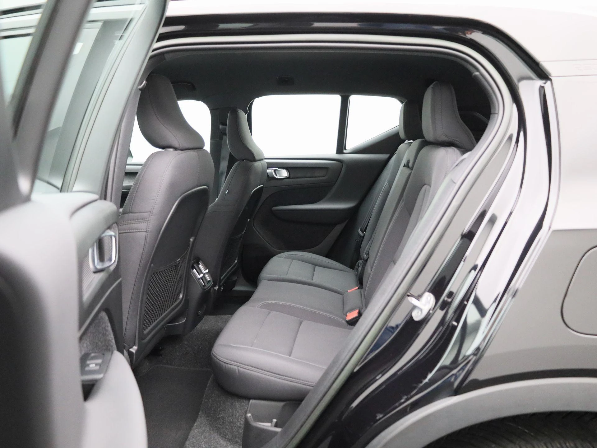 Volvo-XC40-image-10