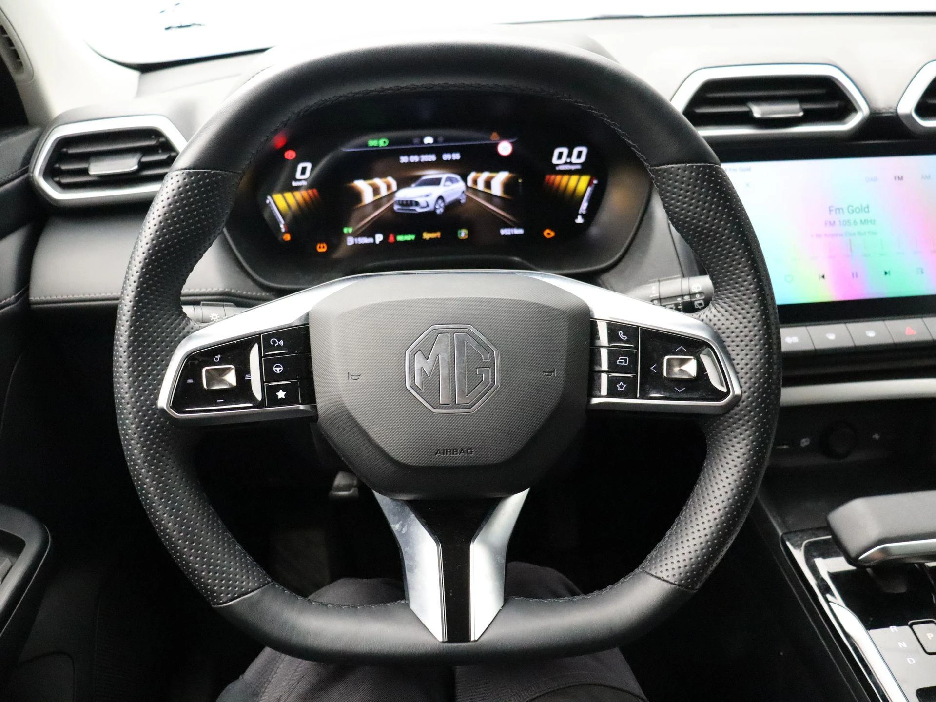 MG-ZS-image-14