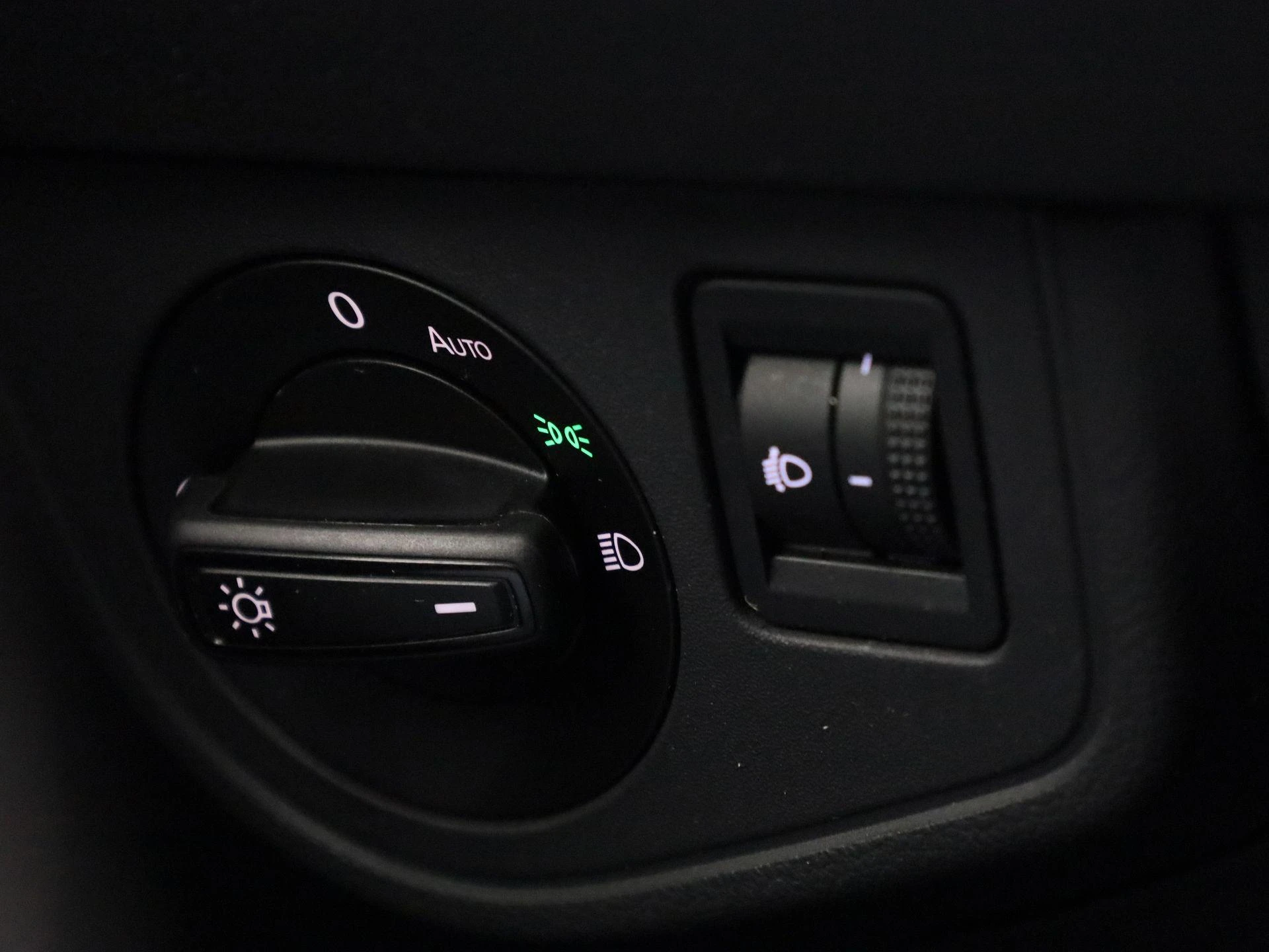 Volkswagen-Taigo-image-20