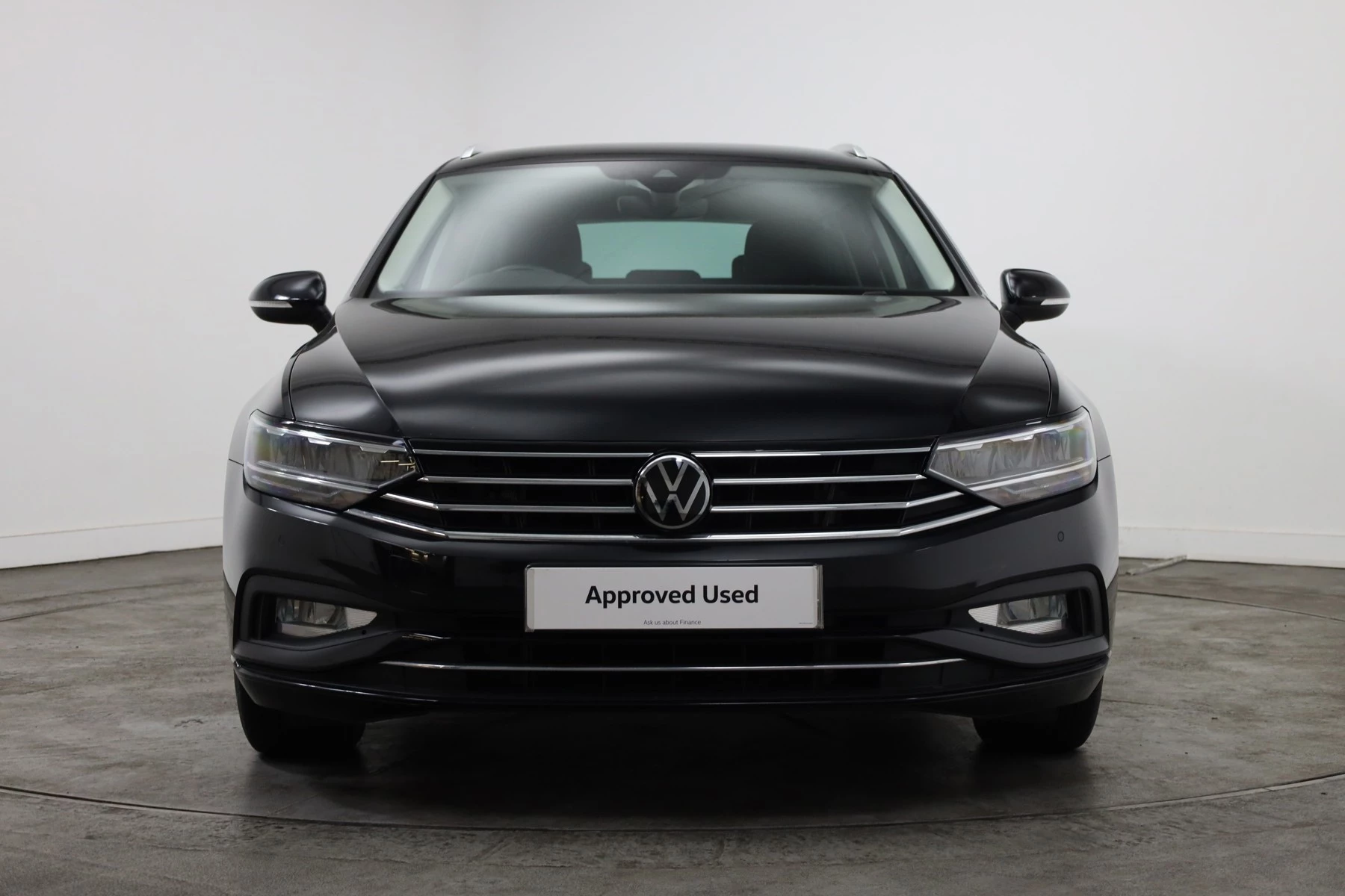 Volkswagen-Passat-image-6