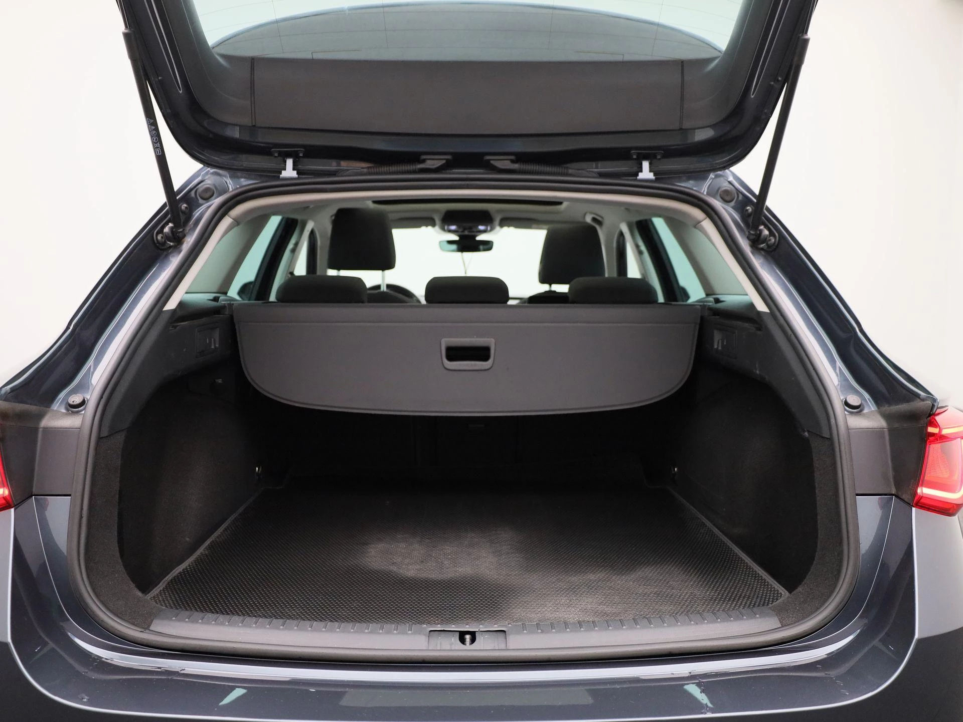 SEAT-Leon-image-13