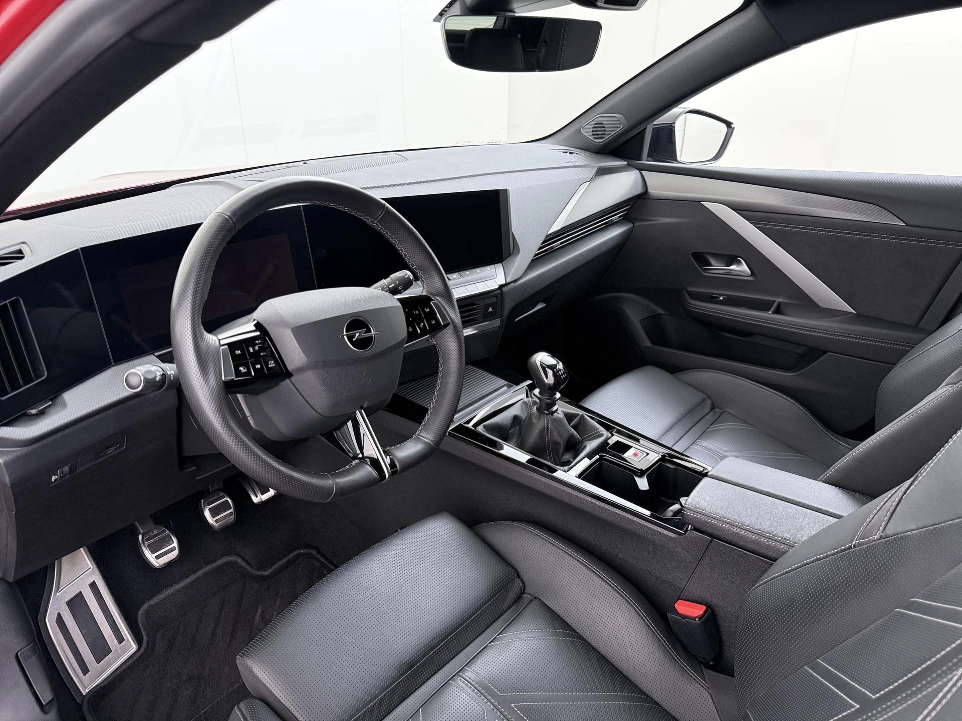 Opel-Astra-image-5