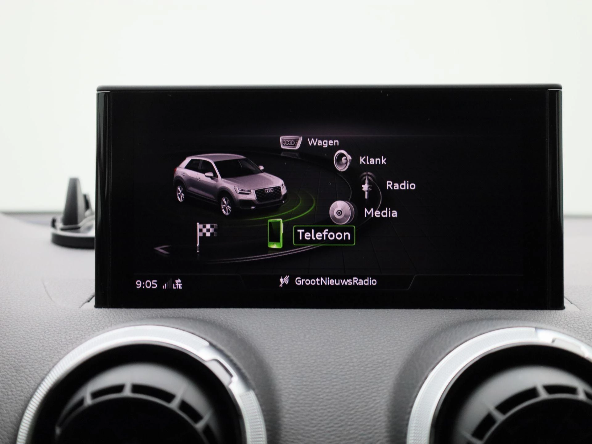 Audi-Q2-image-23