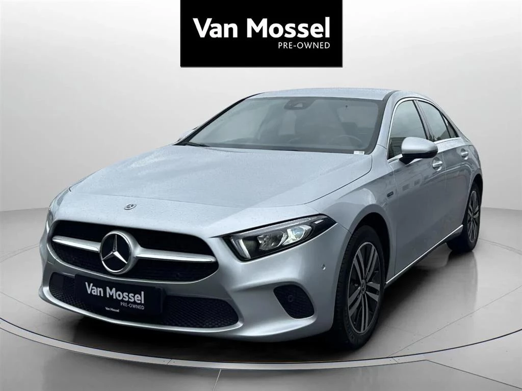Mercedes-Benz-A-Klasse-image-0