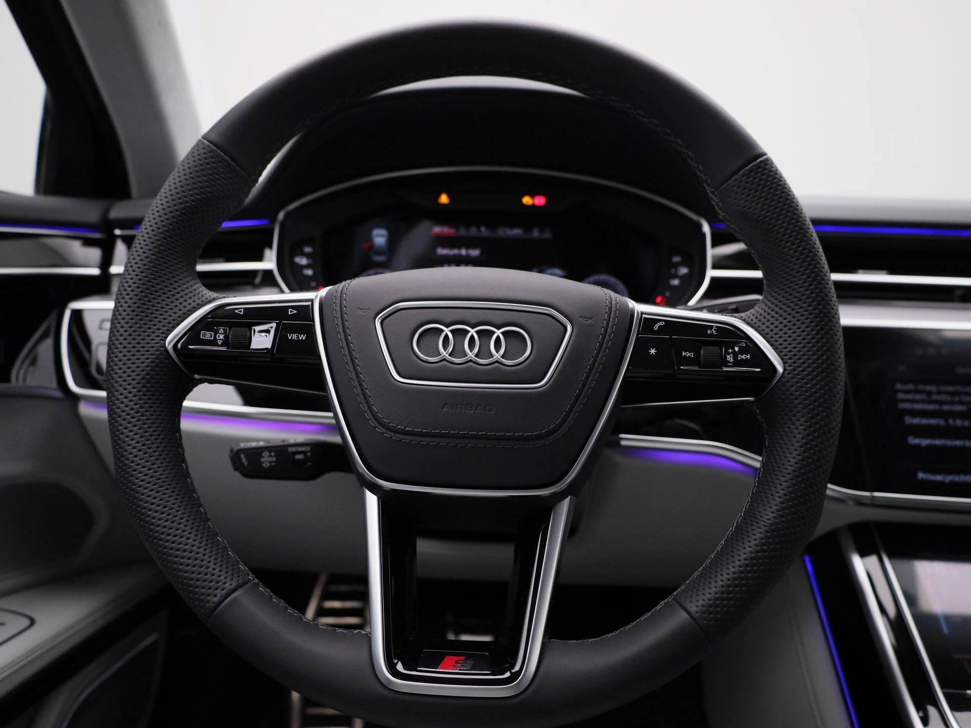 Audi A8 60 TFSI e quattro Lang