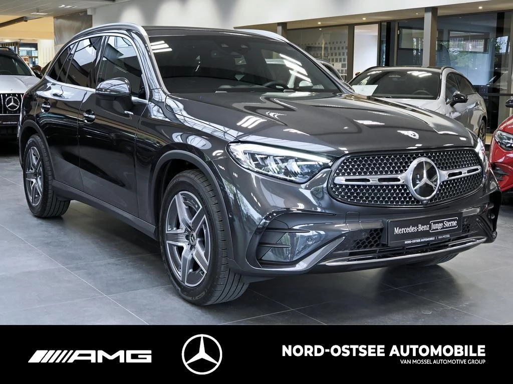 Mercedes-Benz GLC 300 d AMG 4M AHK DISTRONIC MBUX KEYLESS-GO AMG LineX254 GLC 300 d AMG 4M AHK DISTRONIC MBUX KEYLESS-GO AMG Line