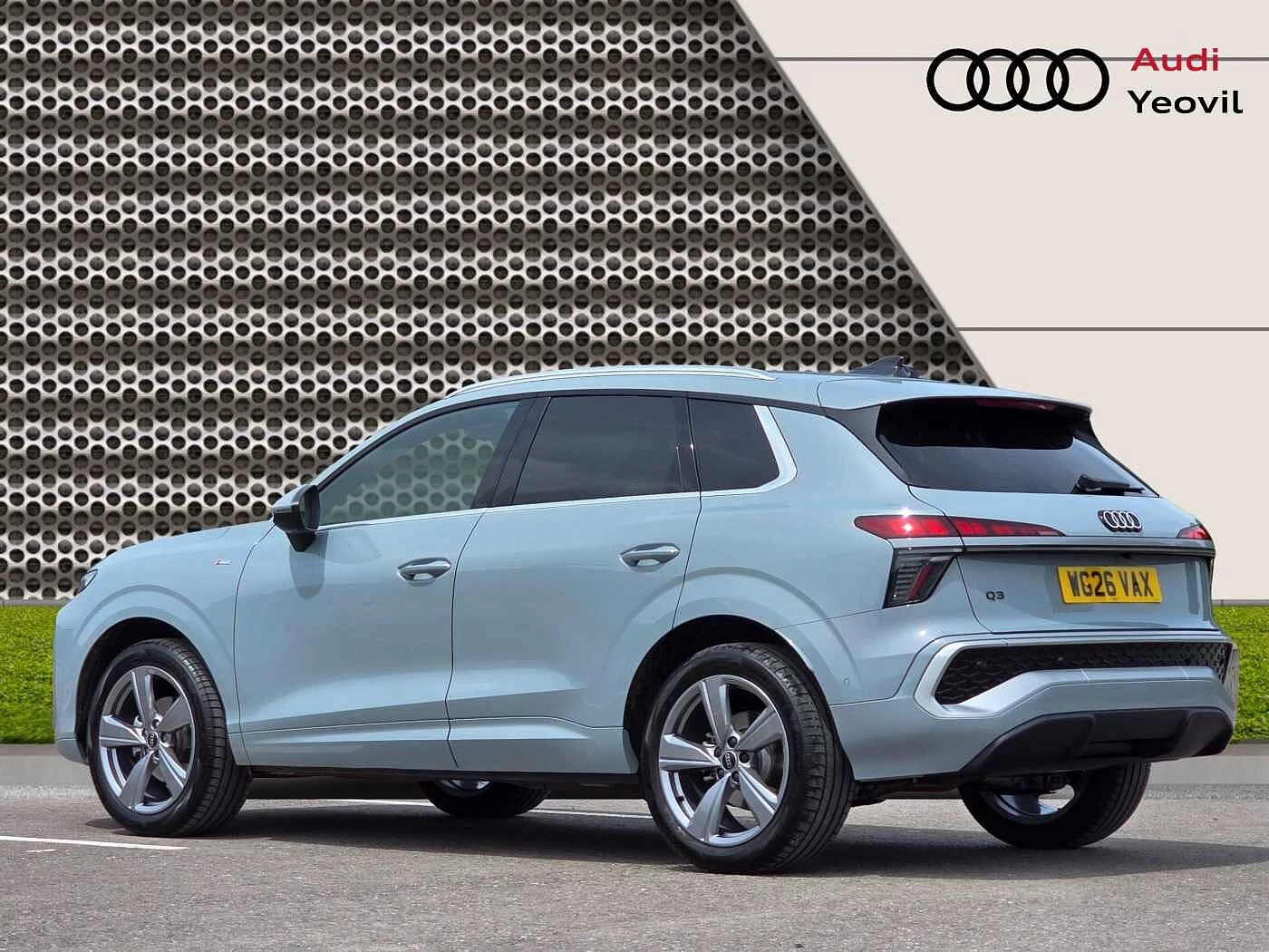 Audi-Q3-image-49