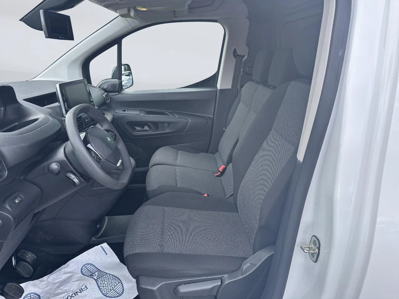 Peugeot-Partner-image-6