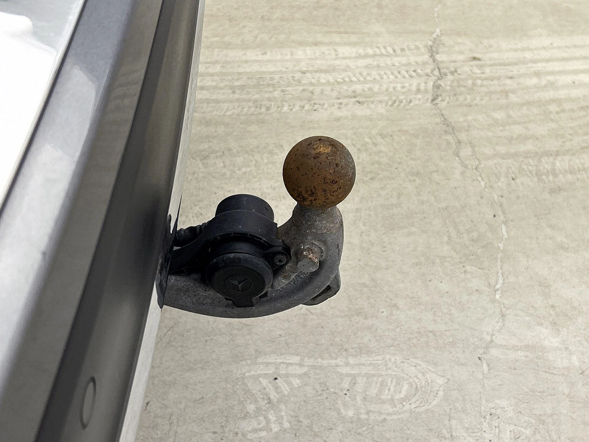 Mercedes-Benz-GLB-image-8