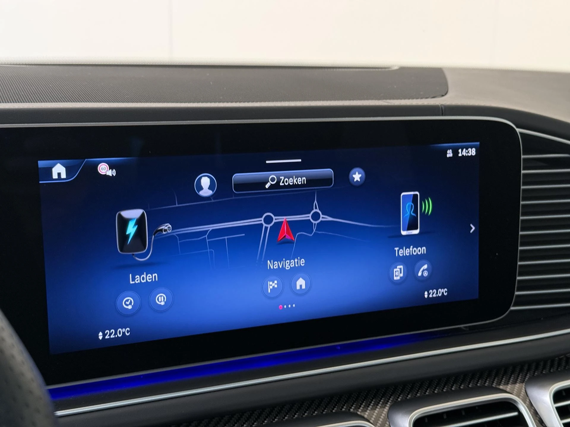 Mercedes-Benz-GLE-image-16