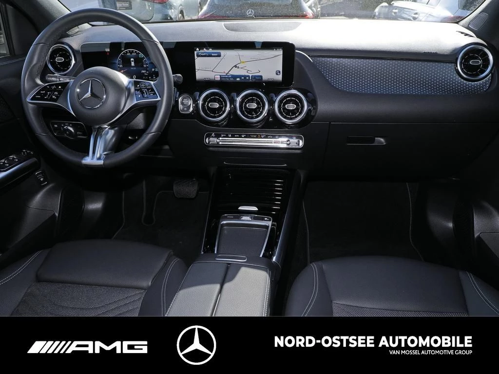 Mercedes-Benz GLA 200 d PROGRESSIVE AHK DISTRONIC SHZ KAMERA Progressive