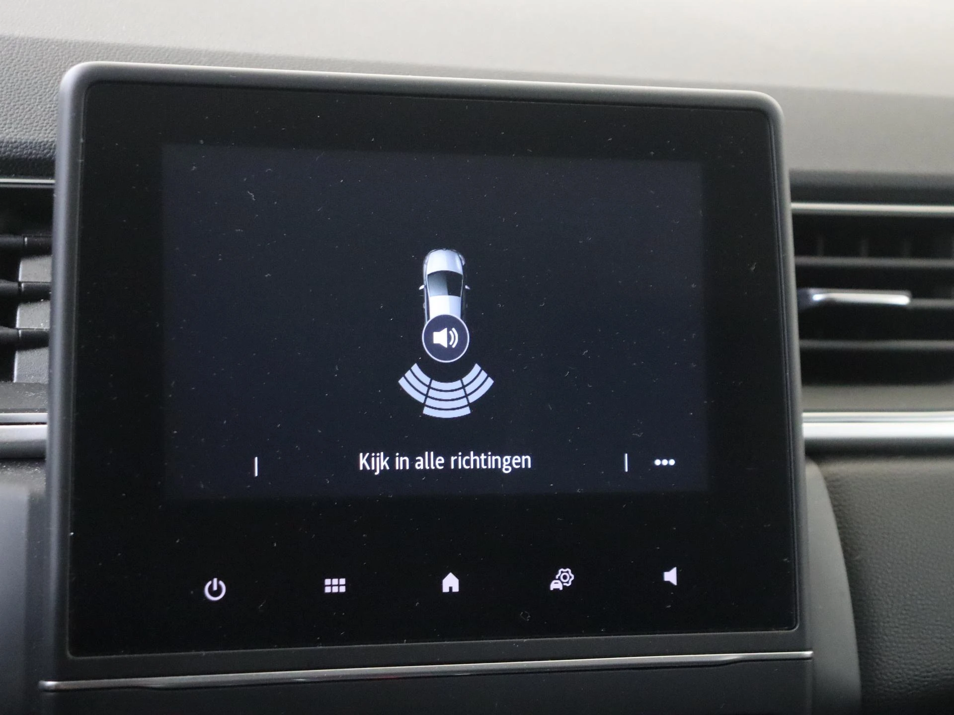 Renault-Captur-image-16
