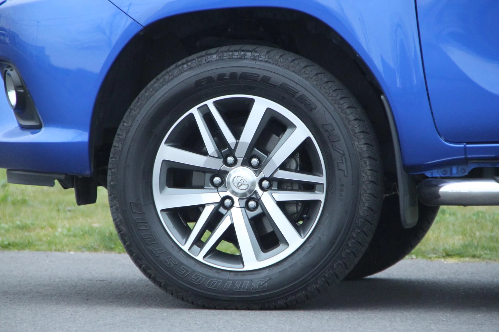 Toyota Hilux 2.4 D-4D Double Cab Aut. Limited