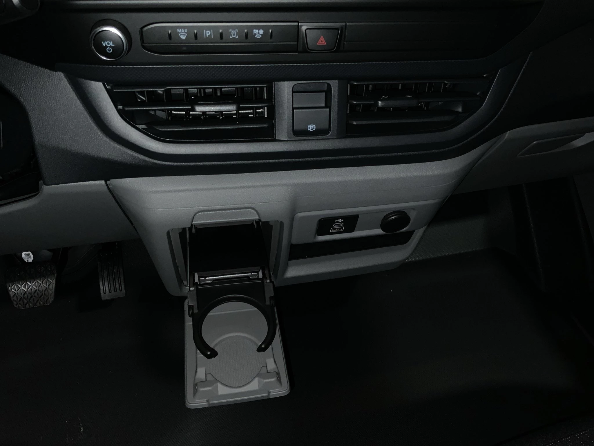Ford Transit Custom Trend 2.5 Duratec PHEV 320 L1 CVT Kasten-LKW. 171 kW. 4-türig