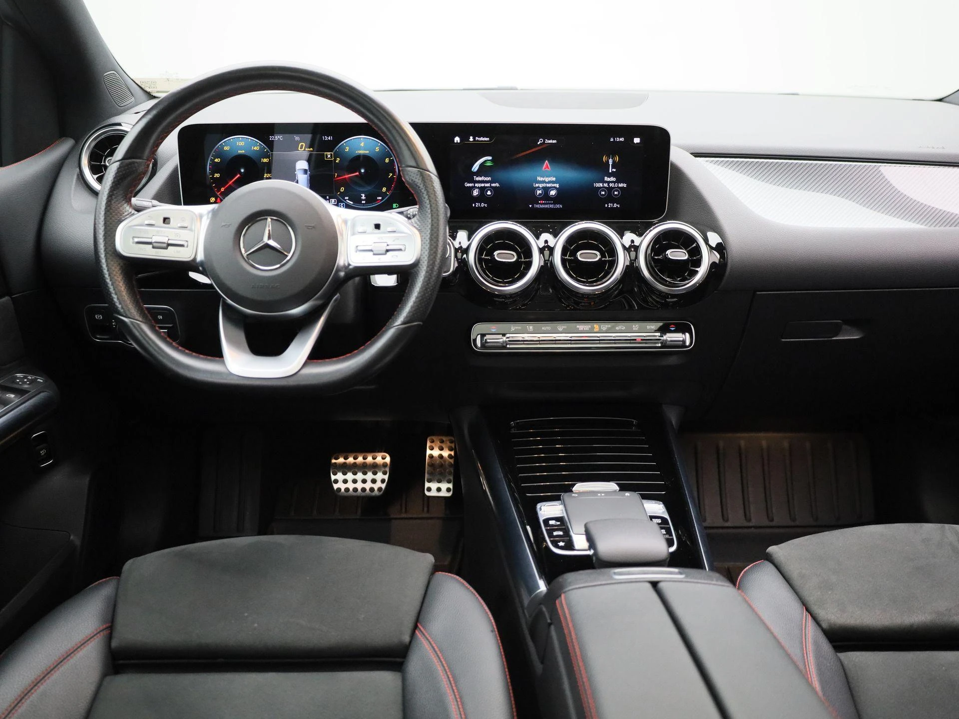 Mercedes-Benz-B-Klasse-image-6