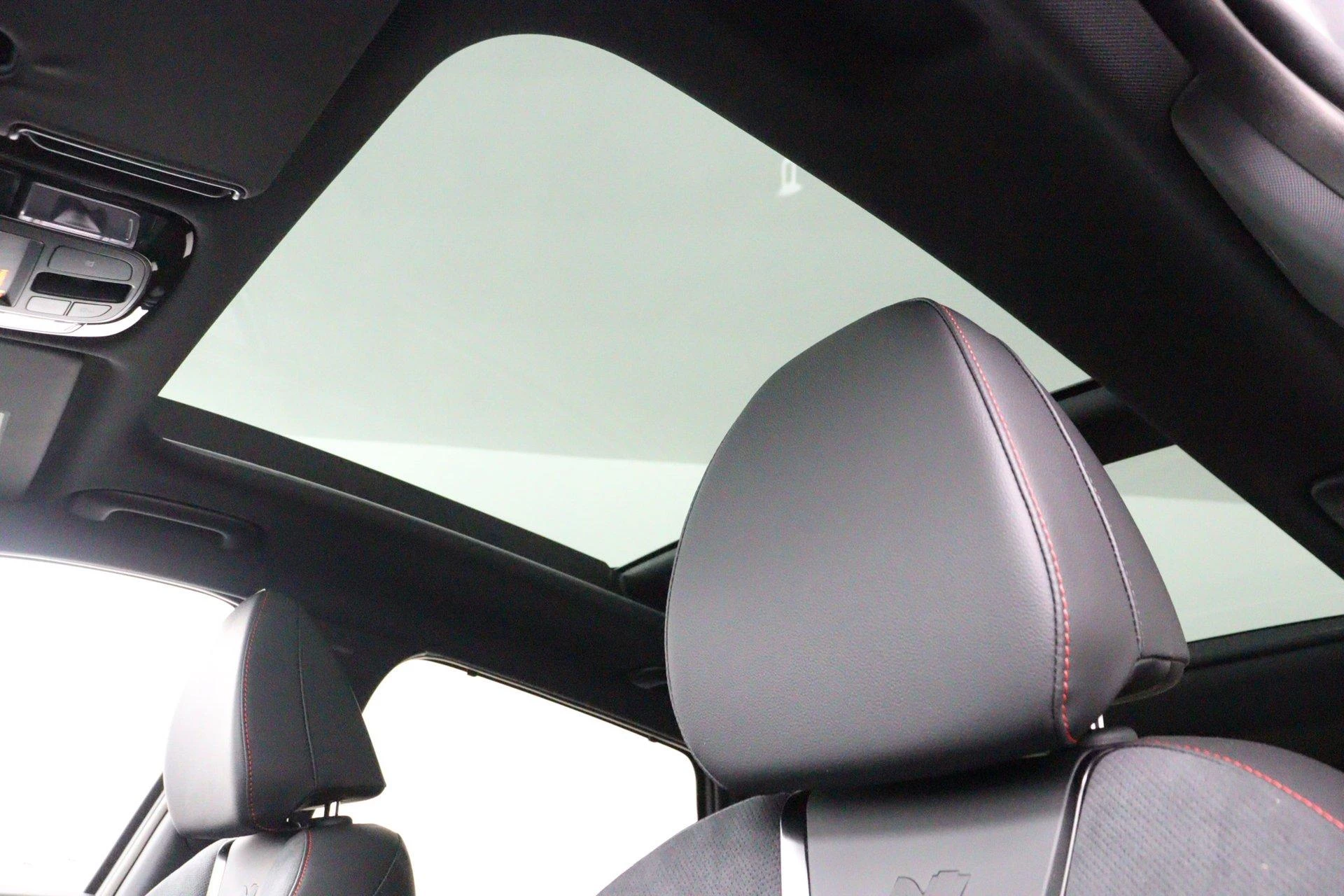 Hyundai Tucson 1.6 T-GDI HEV N Line Sky