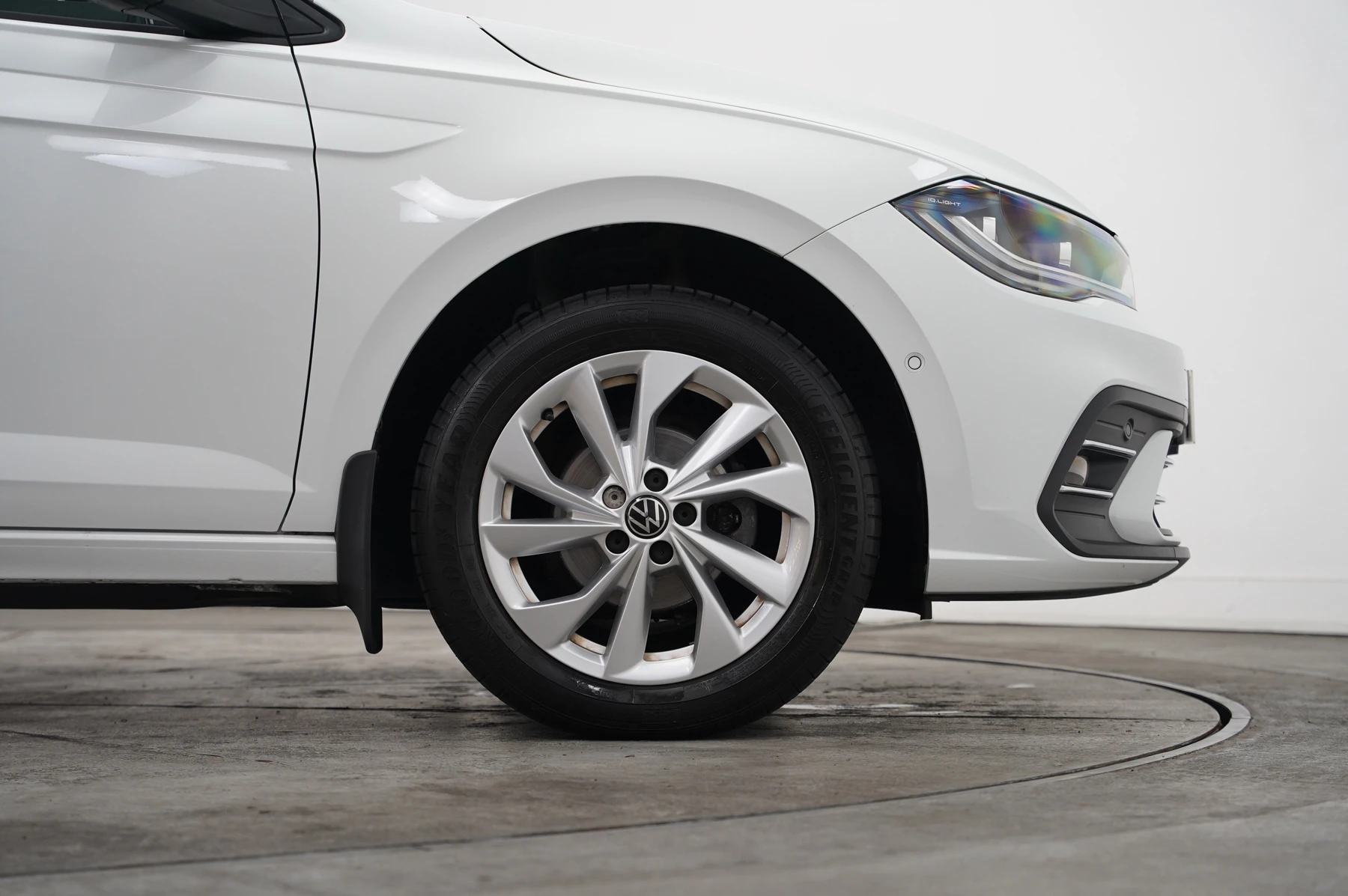 Volkswagen-Polo-image-34