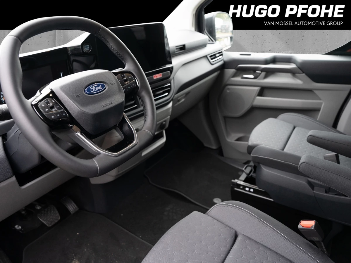Ford-Tourneo Custom-image-4