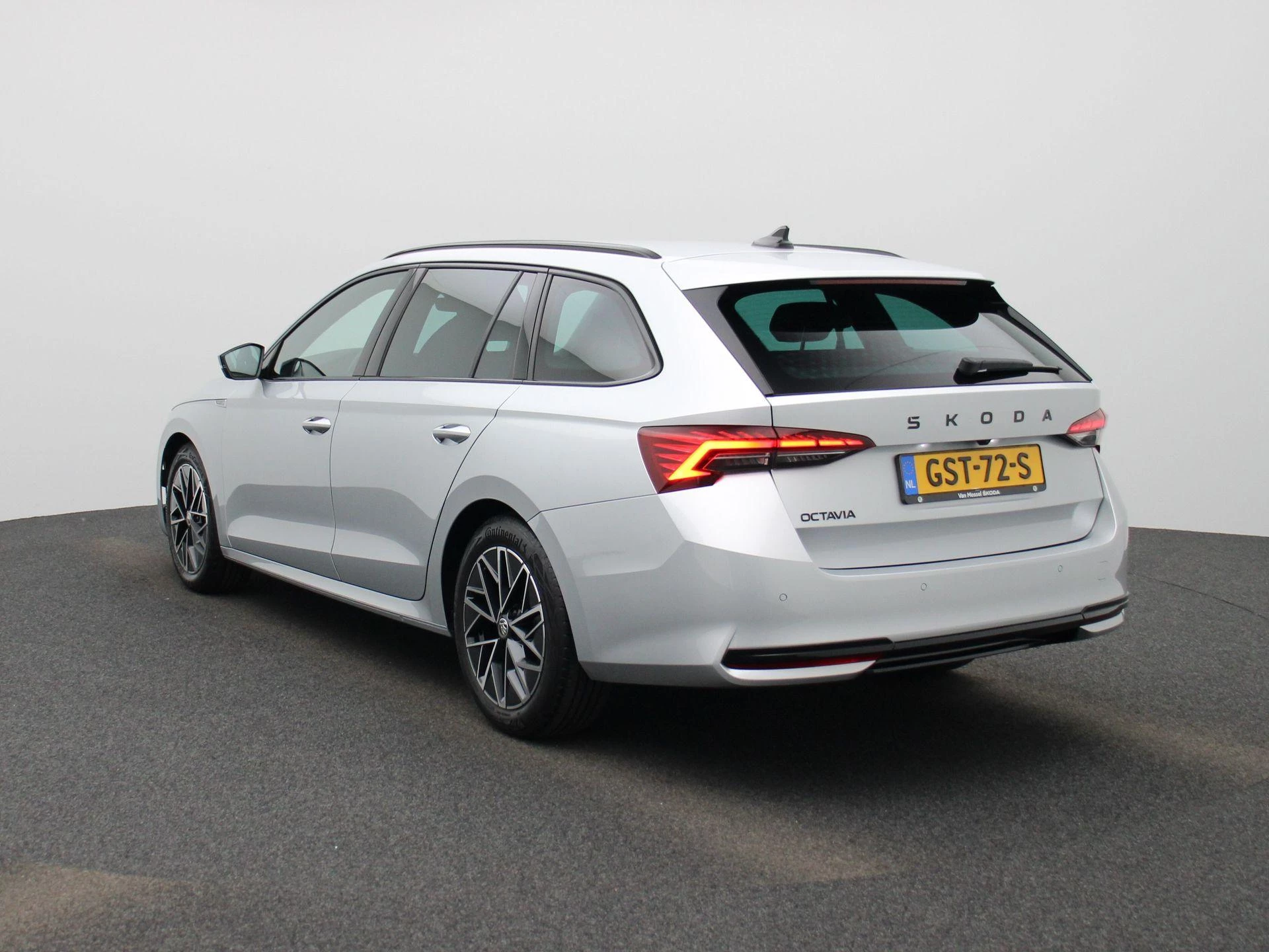 Škoda-Octavia-image-1