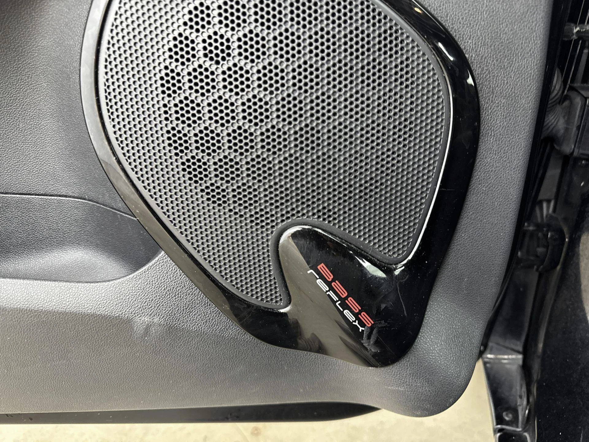Renault-Clio-image-10