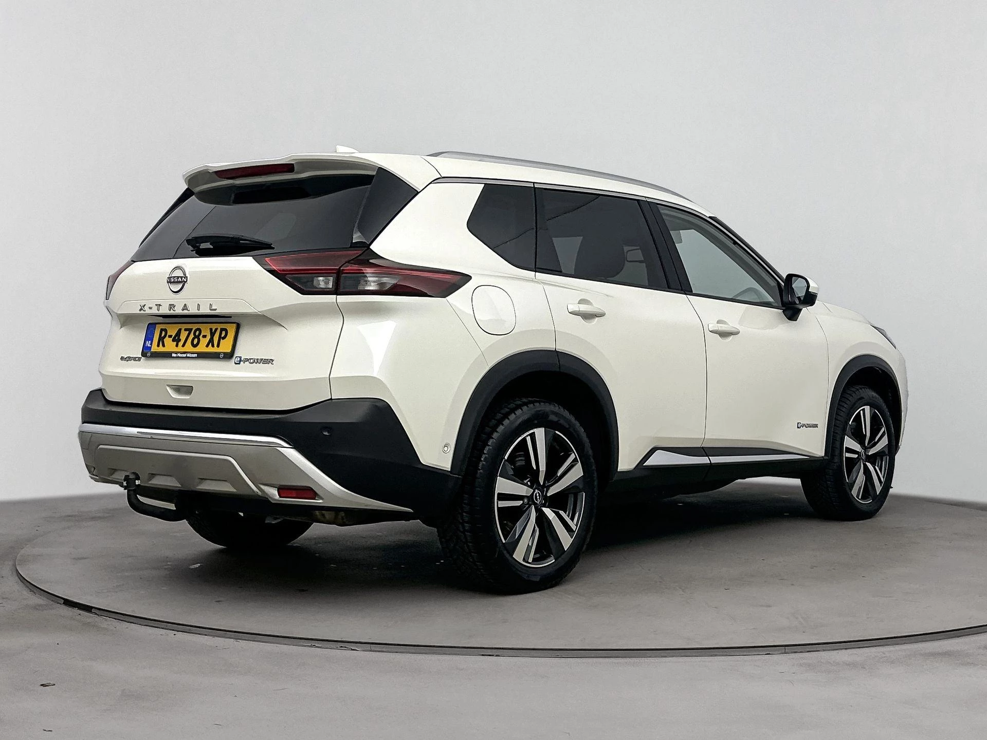 Nissan-X-Trail-image-3