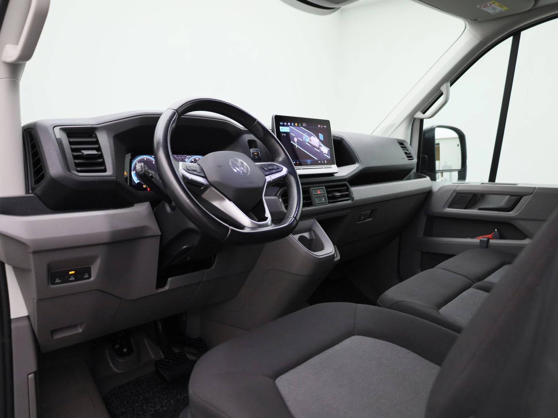 Volkswagen-Crafter-image-33