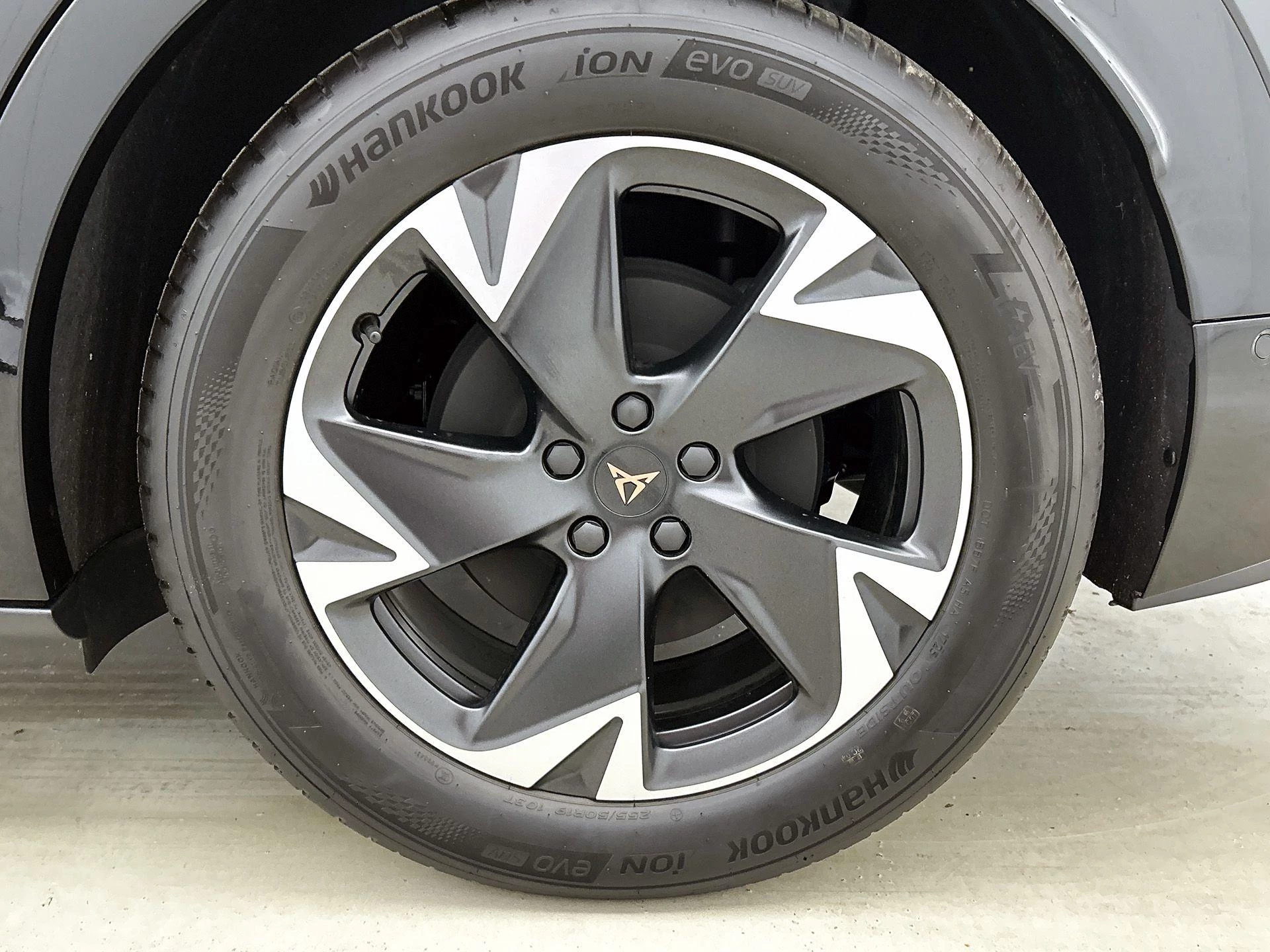 CUPRA Tavascan Business 82 kWh