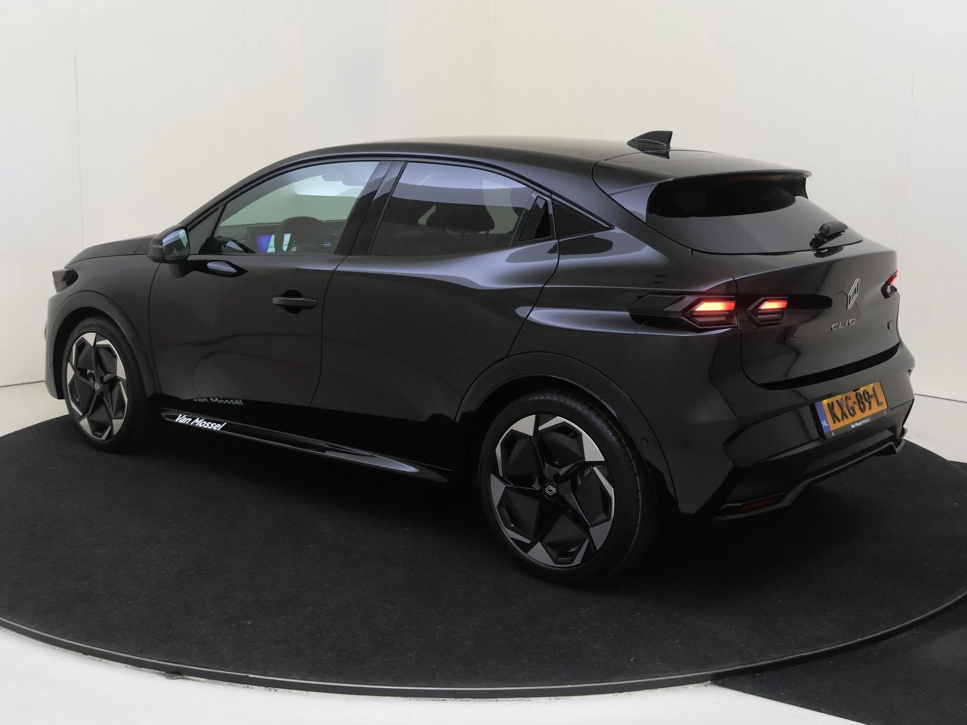 Renault-Clio-image-3