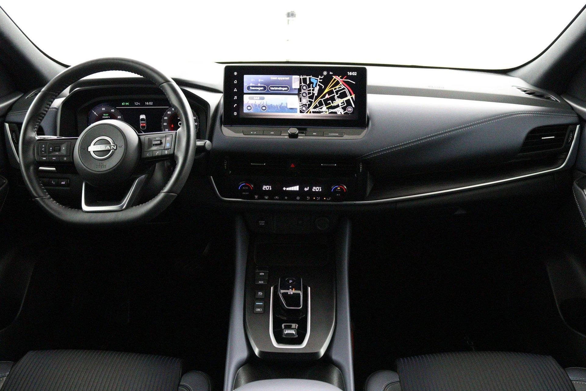 Nissan-QASHQAI-image-8