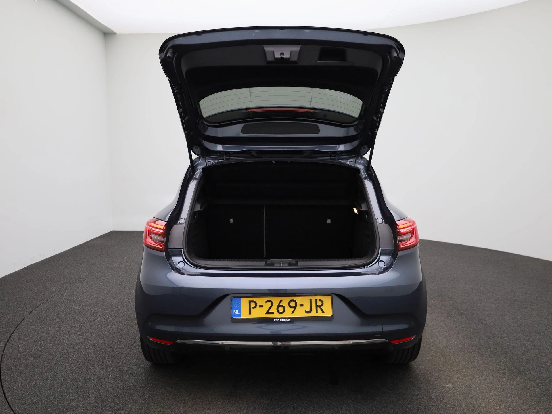 Renault-Clio-image-10