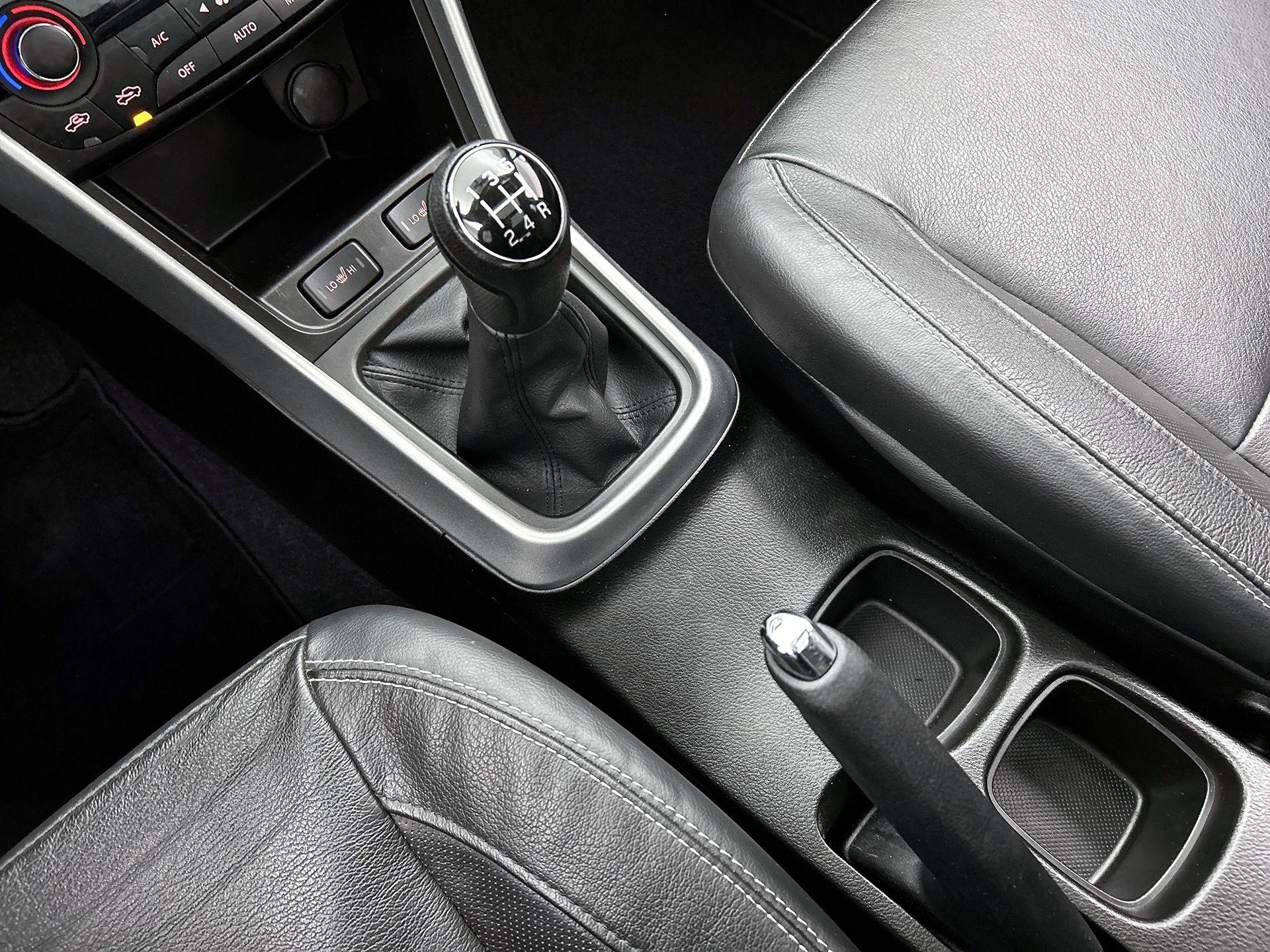 Suzuki-S-Cross-image-11