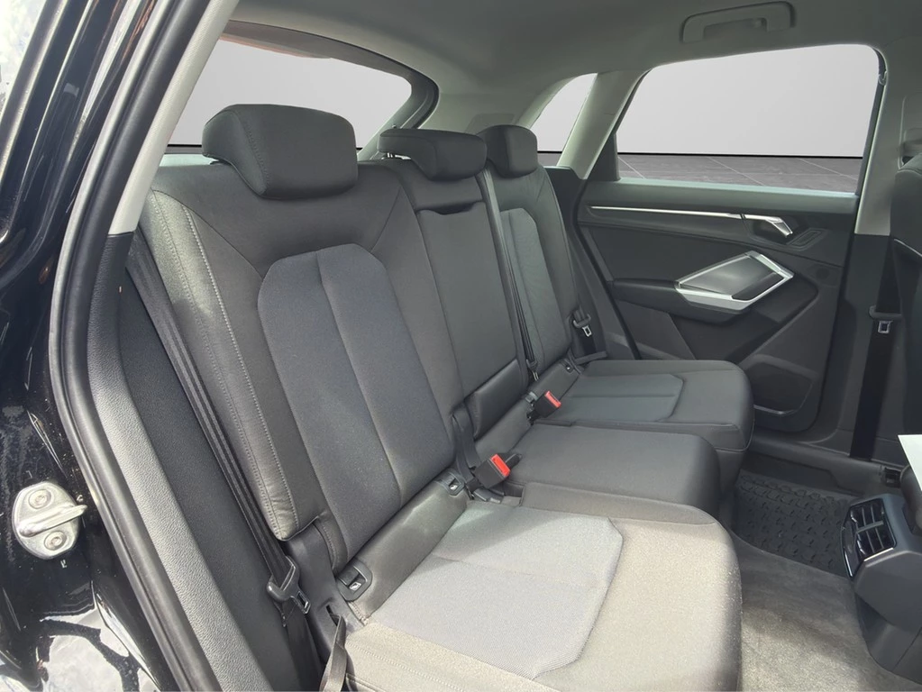 Audi-Q3-image-8