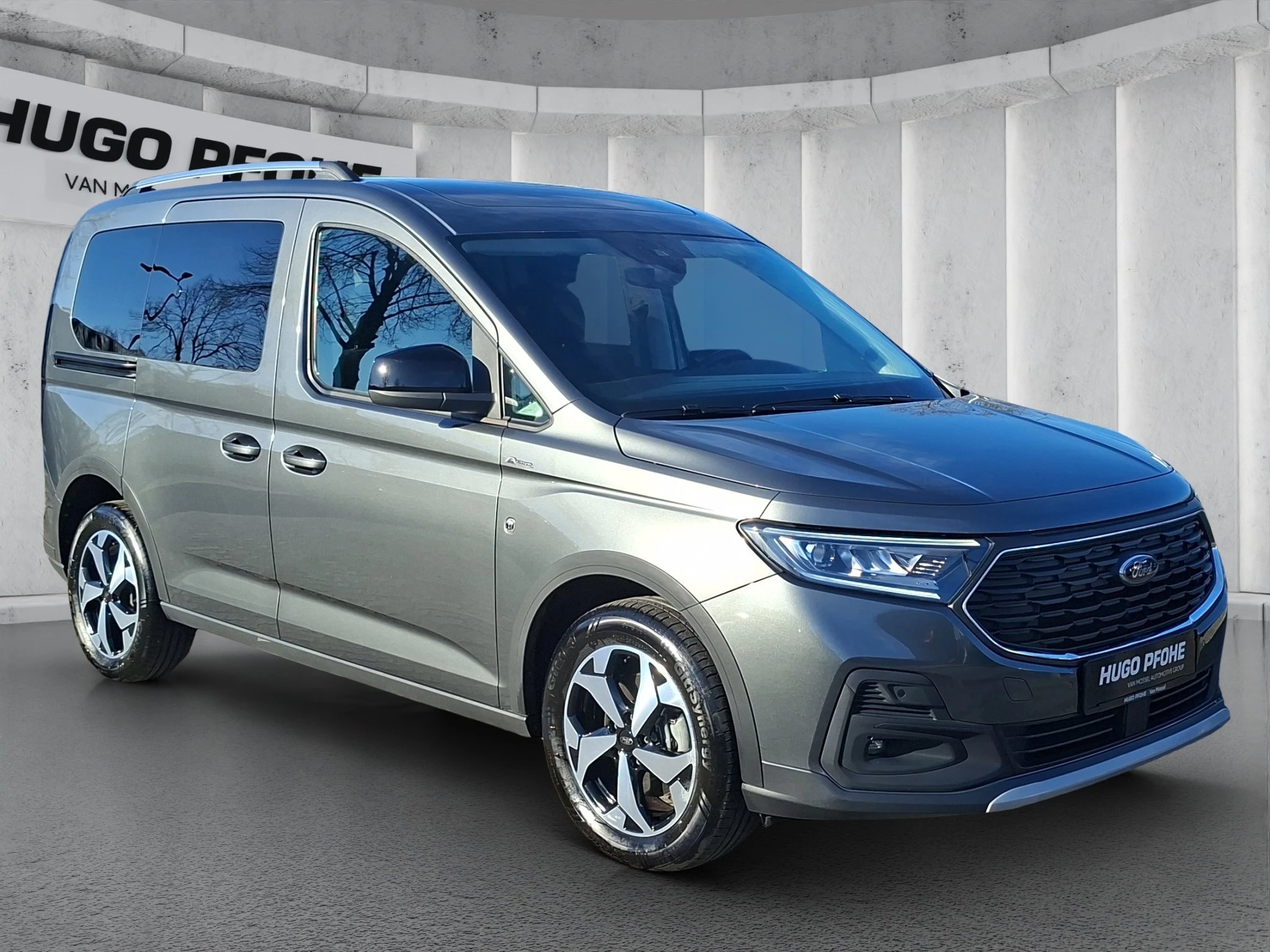 Ford Tourneo Connect Active 2.0 EB Aut. | LED | AHK | Pano | RFK | SHZ | LMF