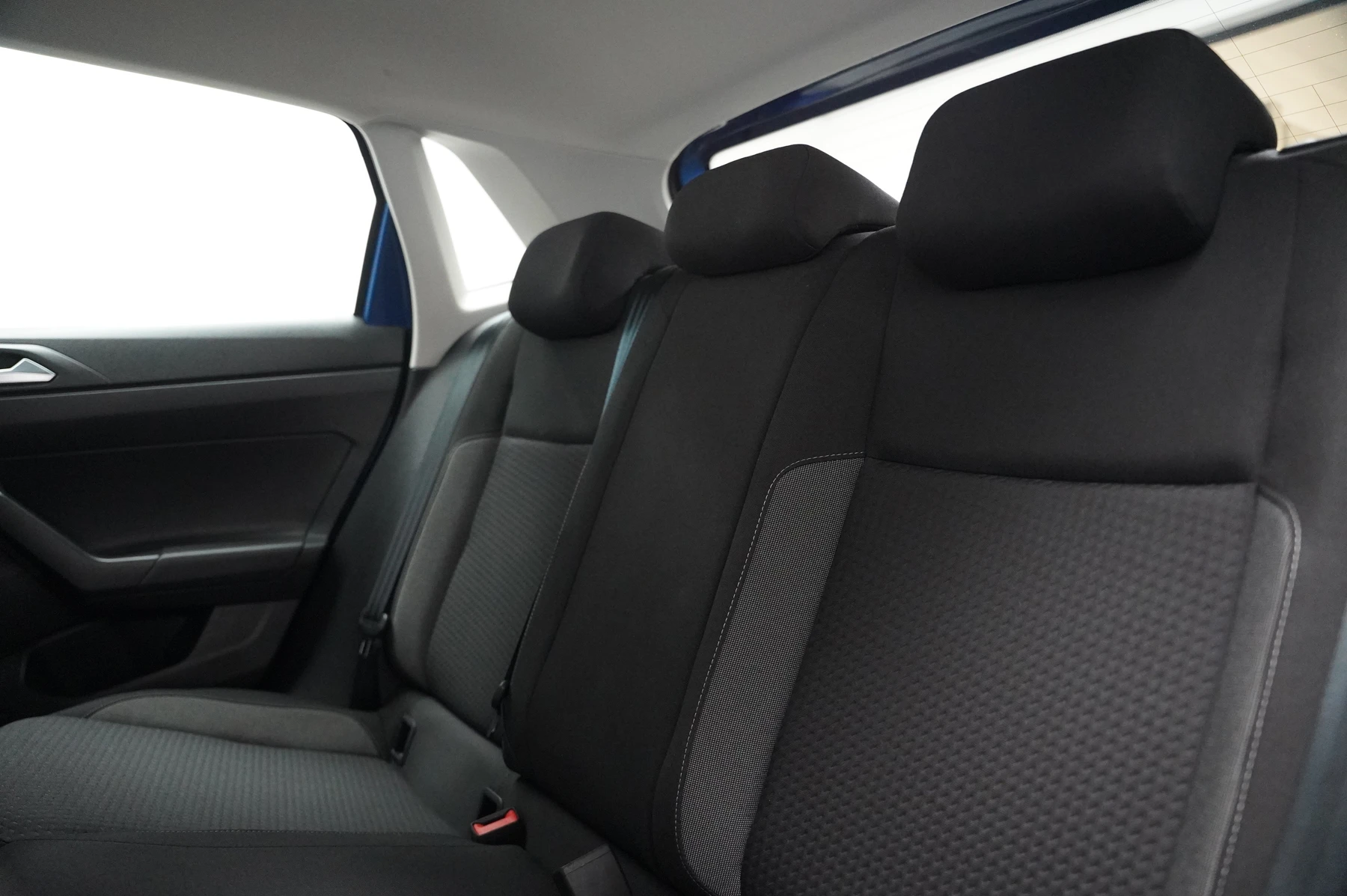 Volkswagen-Polo-image-11