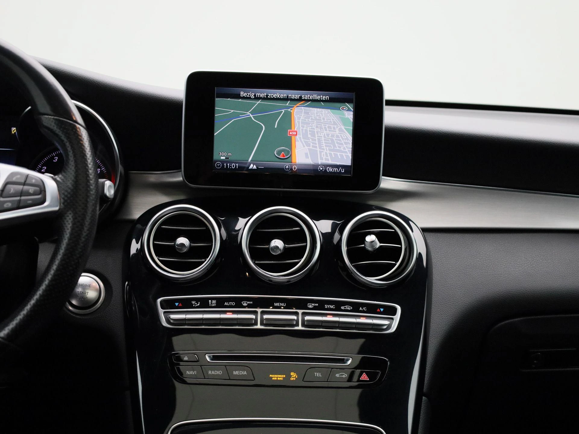Mercedes-Benz-GLC-image-8