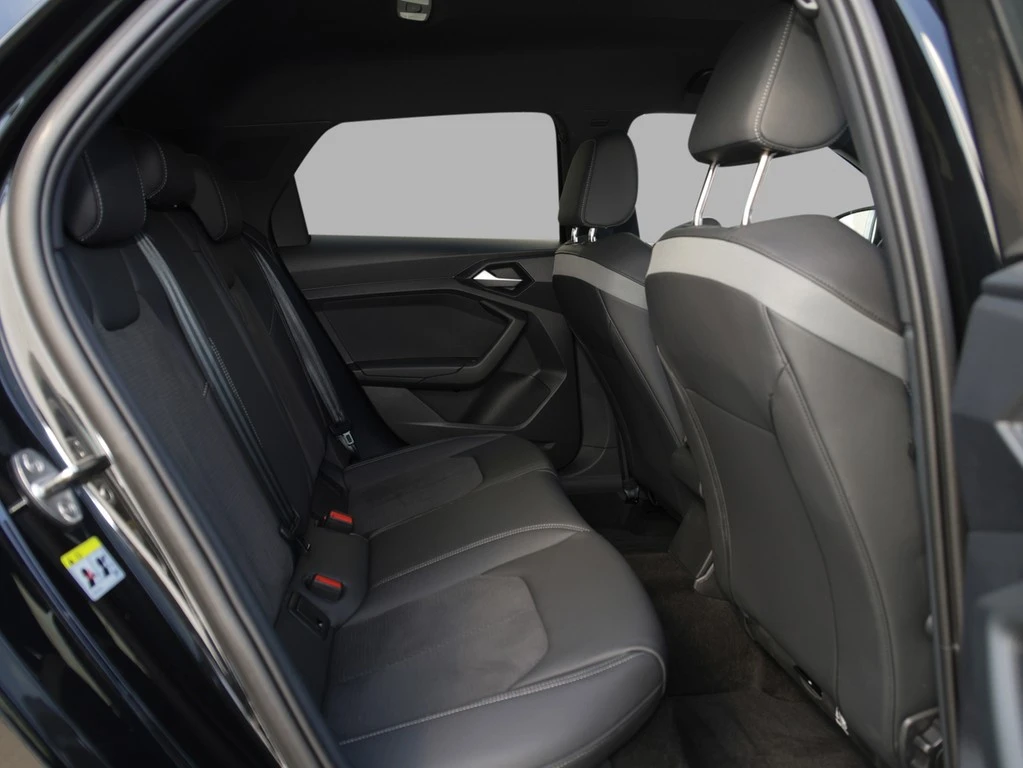 Audi-A1 Sportback-image-7
