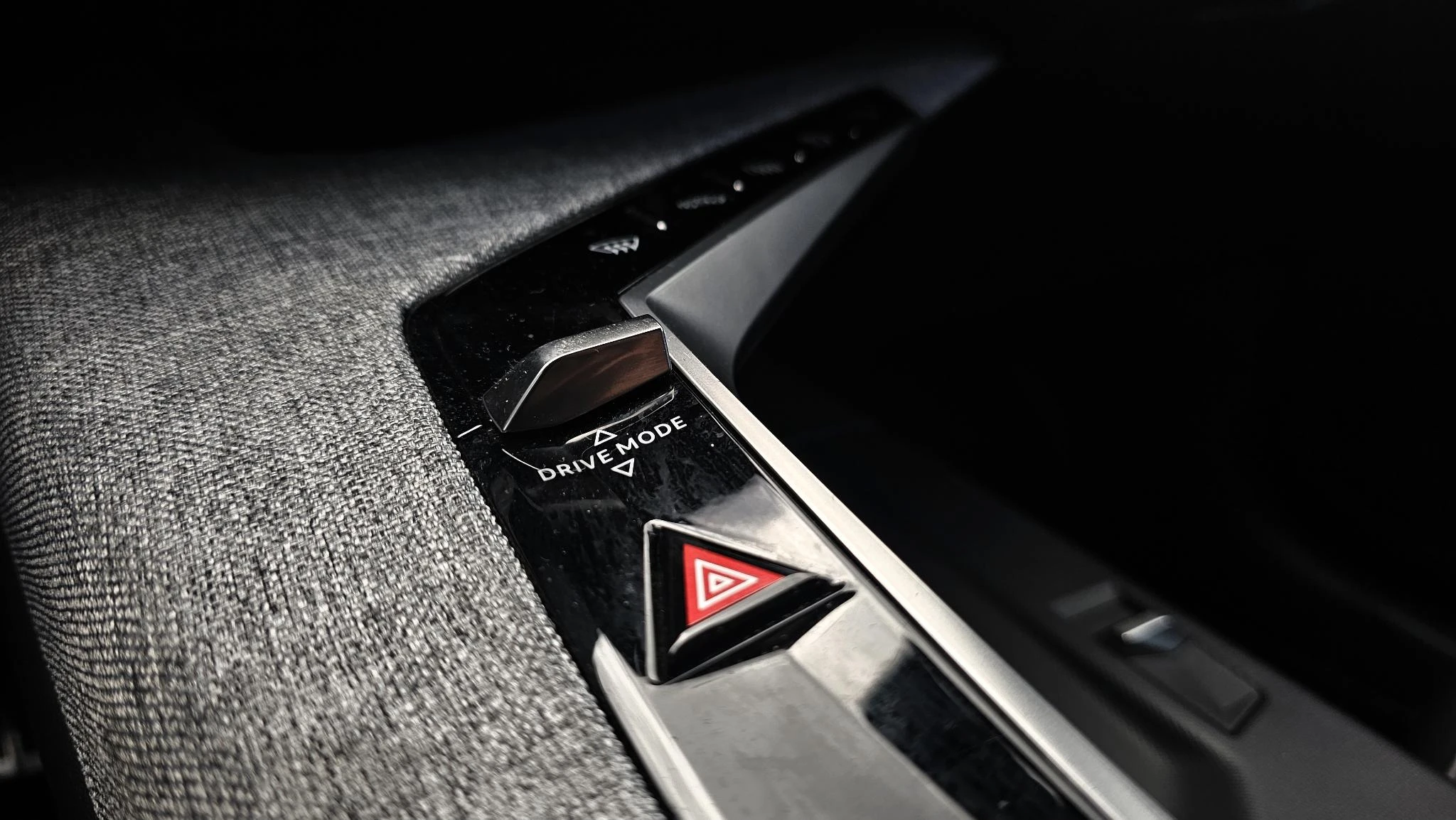 Peugeot-e-3008-image-22