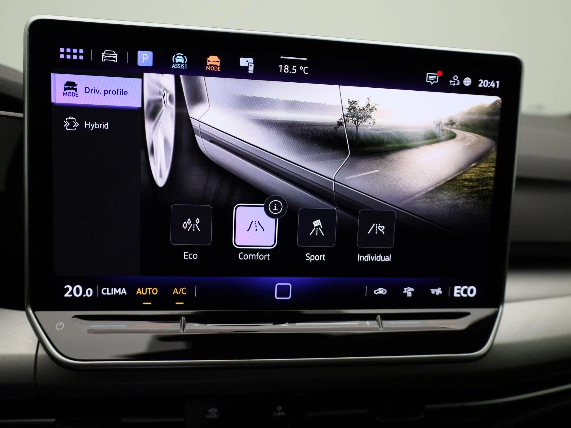 Volkswagen-Golf-image-21