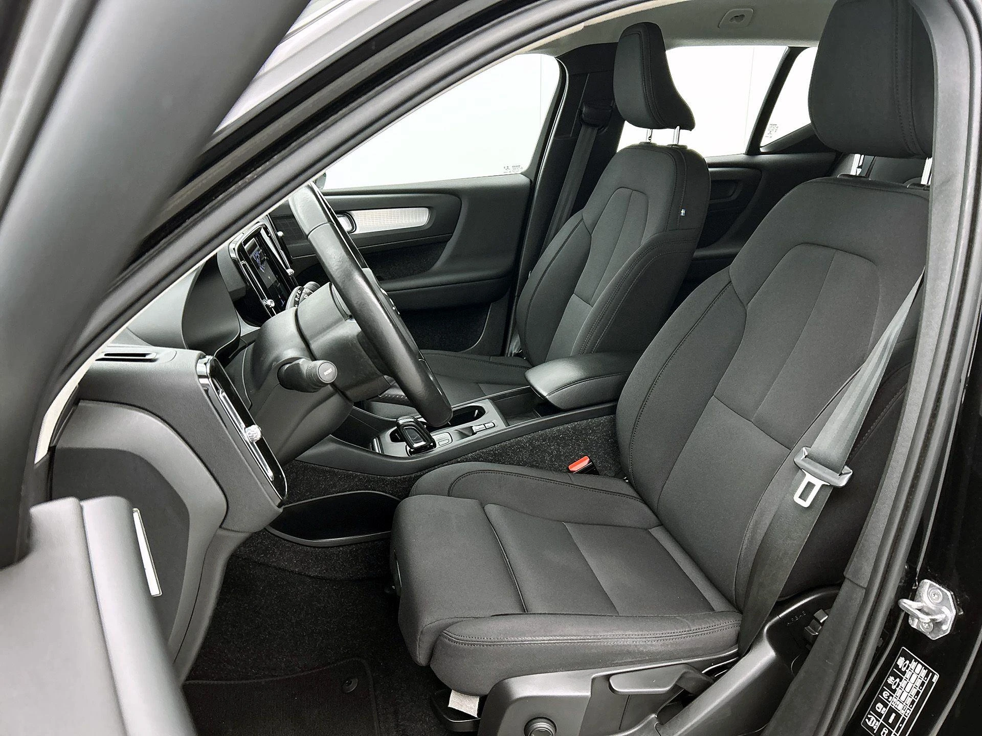 Volvo-XC40-image-13