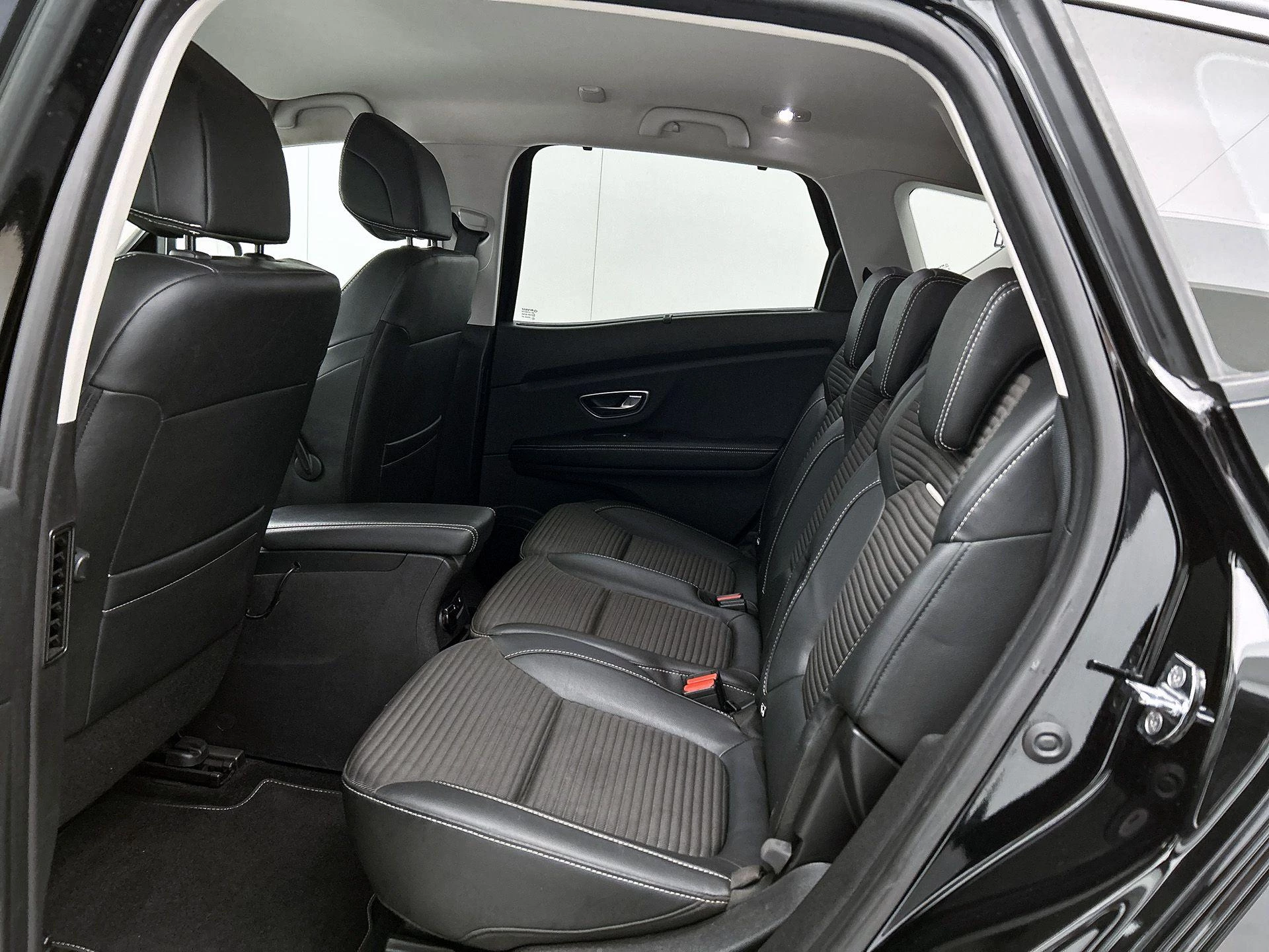 Renault-Scénic-image-25