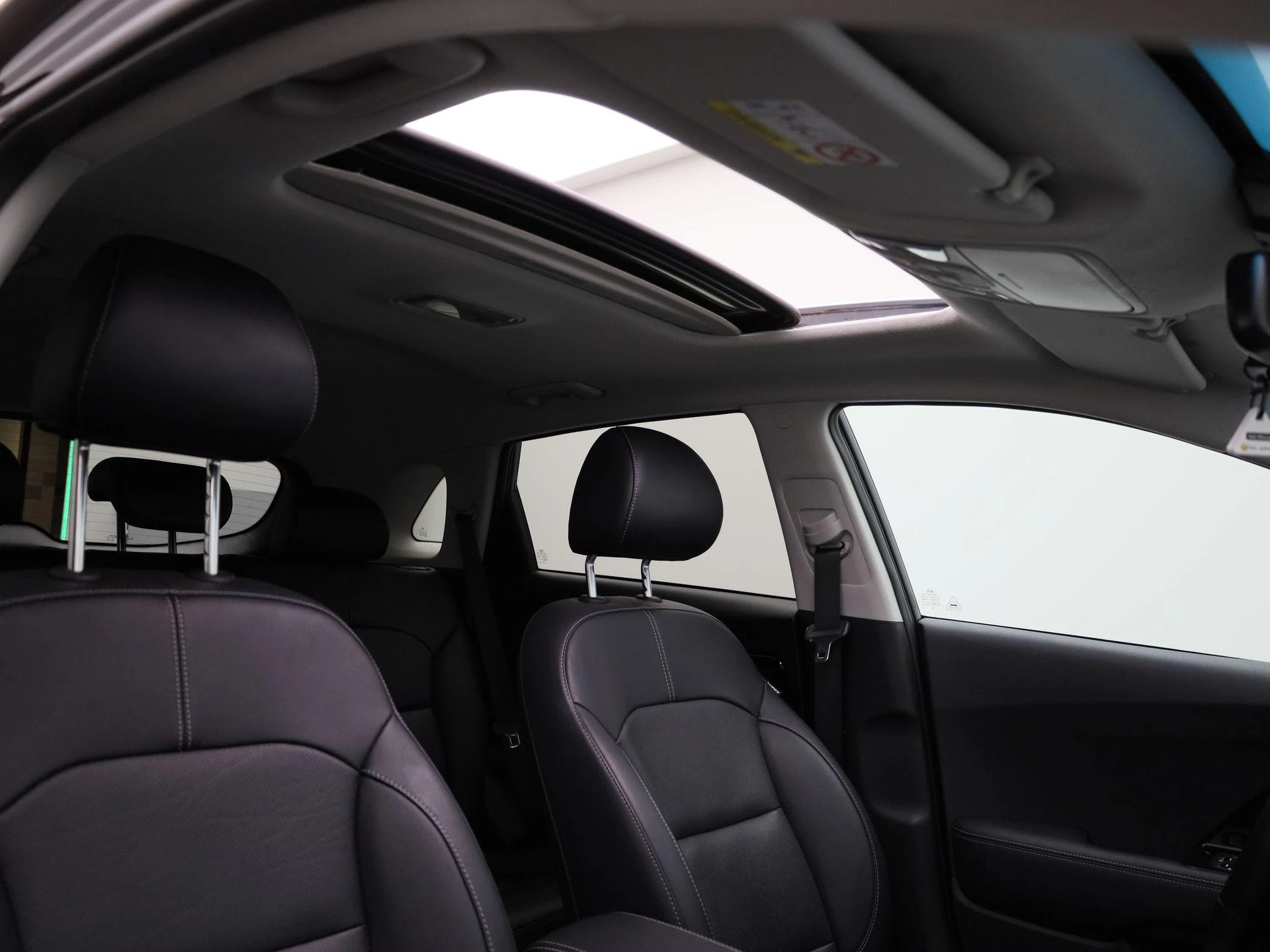 Kia-Niro-image-45
