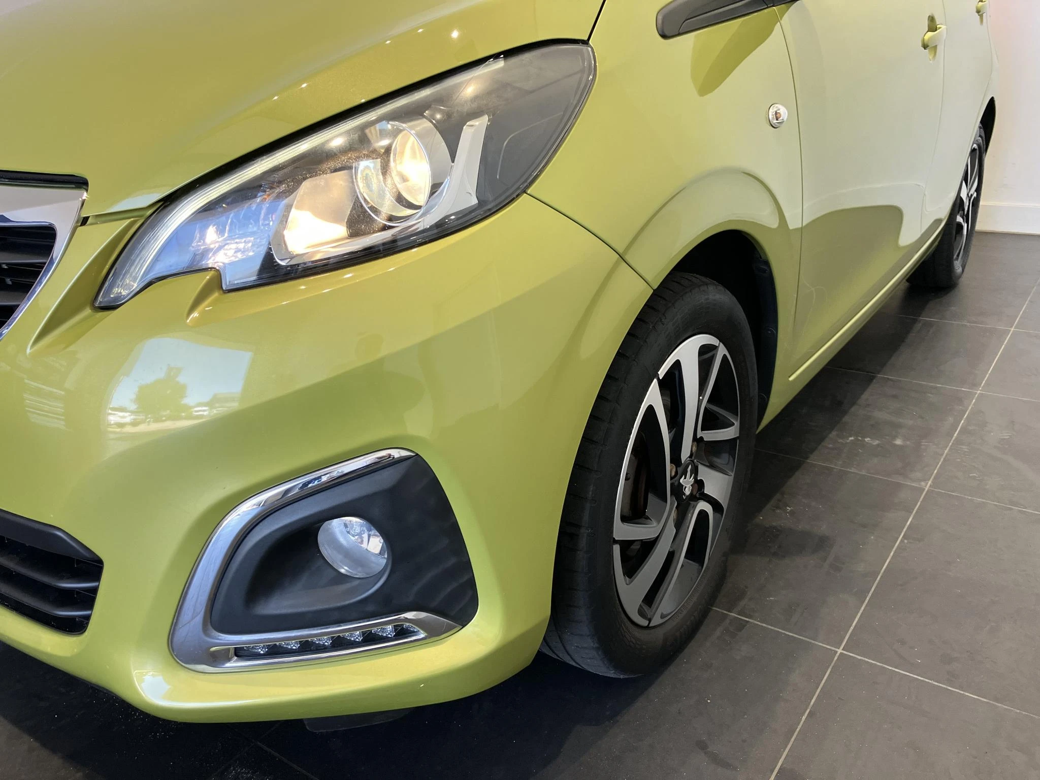 Peugeot 108 1.0 e-VTi Allure
