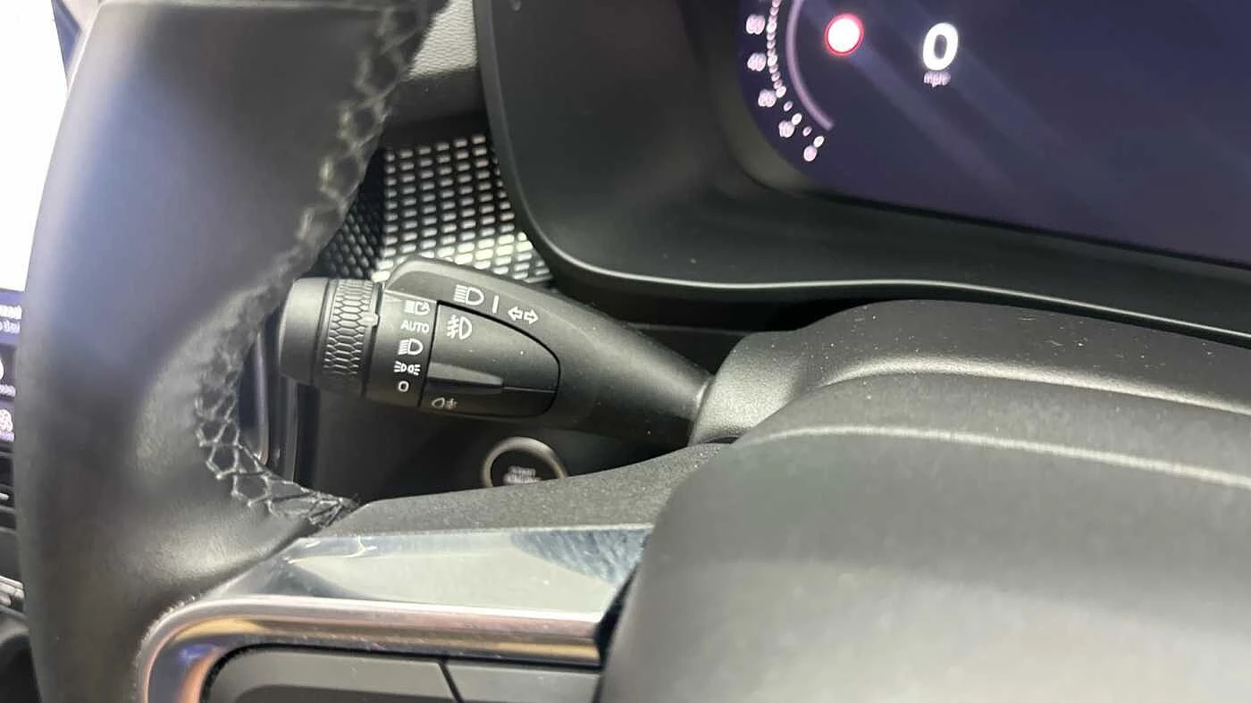 Volvo-XC40-image-23