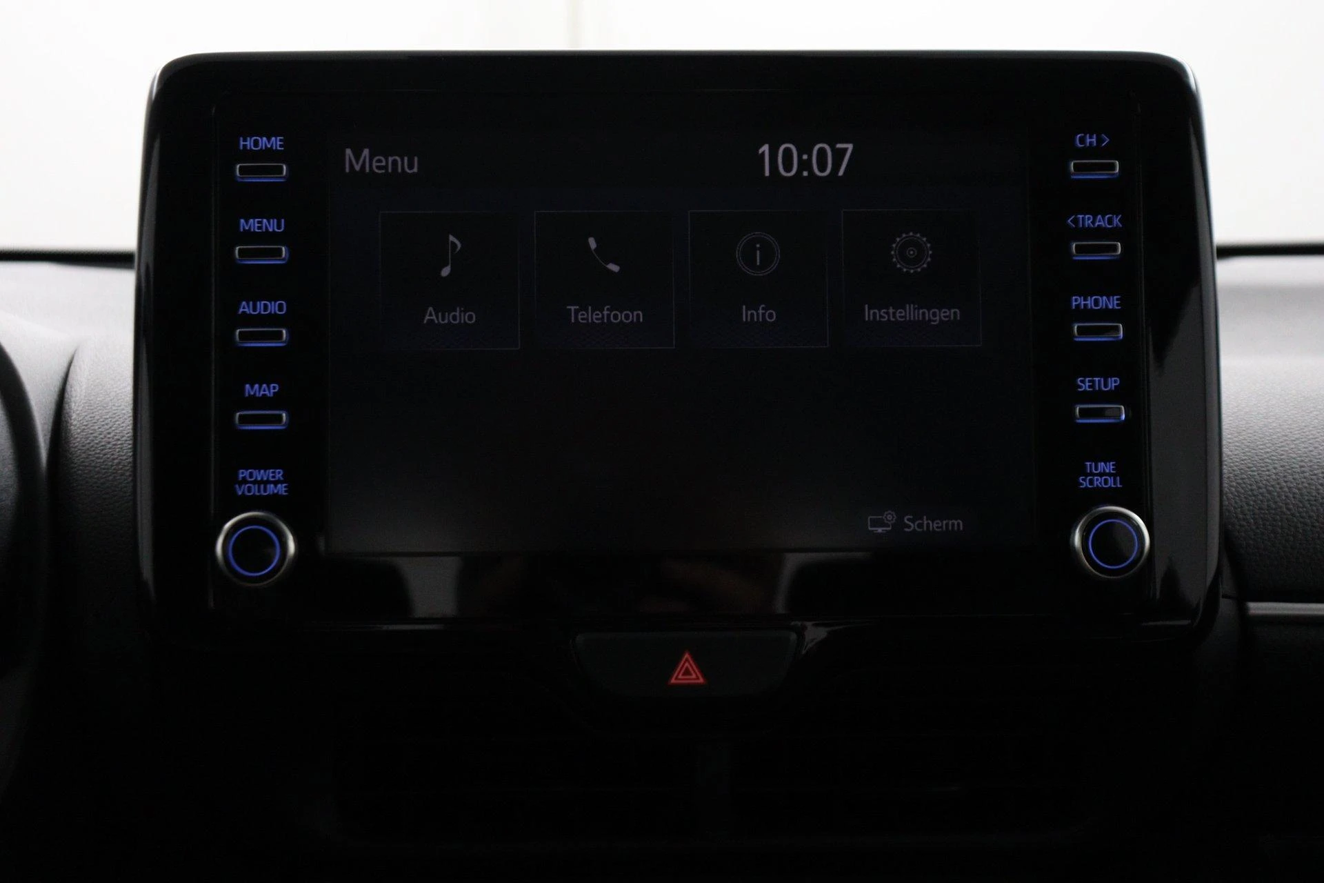 Mazda-2 Hybrid-image-38