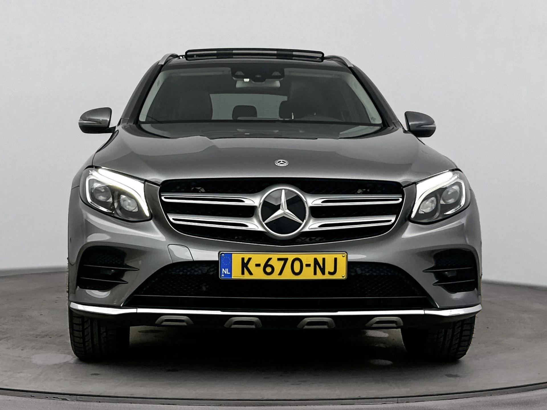 Mercedes-Benz-GLC-image-4